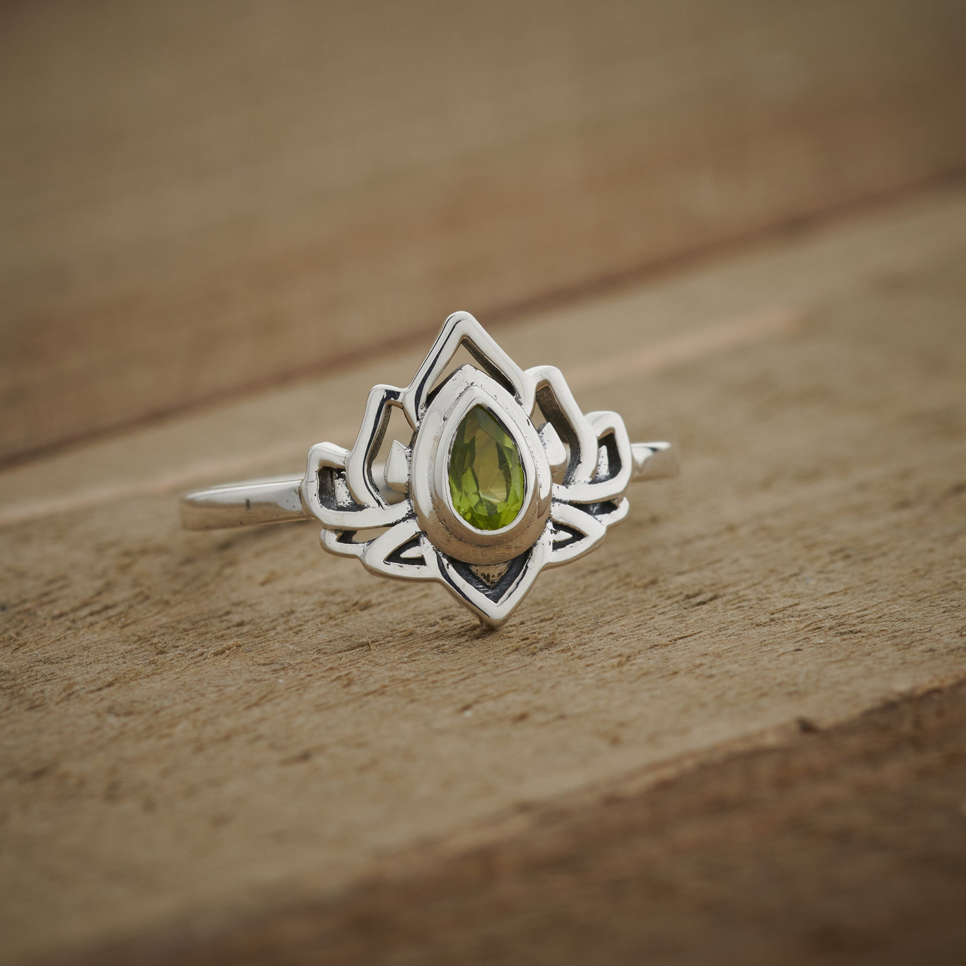 August Birthstone: Peridot