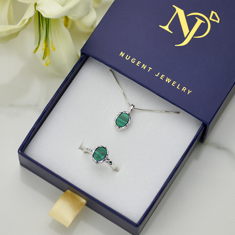 Malachite pendant and ring set in sterling silver, in a Nugent gift box
