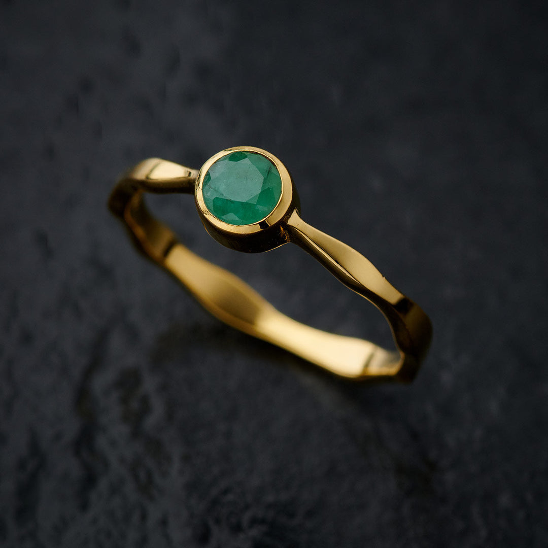 Emerald 18K Vermeil Gold Stackable Wavy Ring