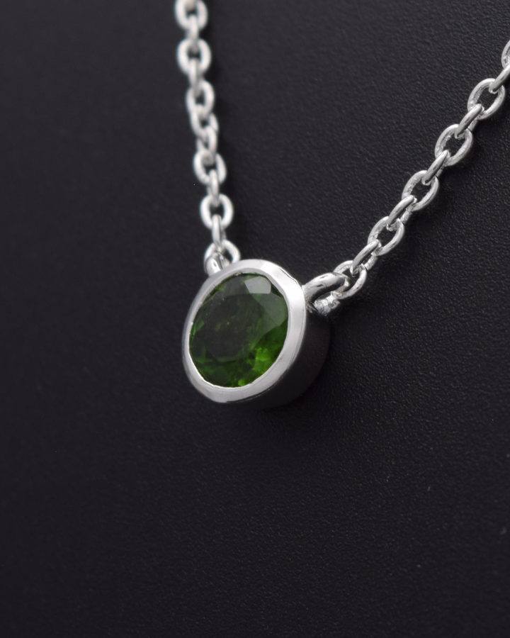 Chrome Diopside Aurora Birthstone Necklace | Silvaria