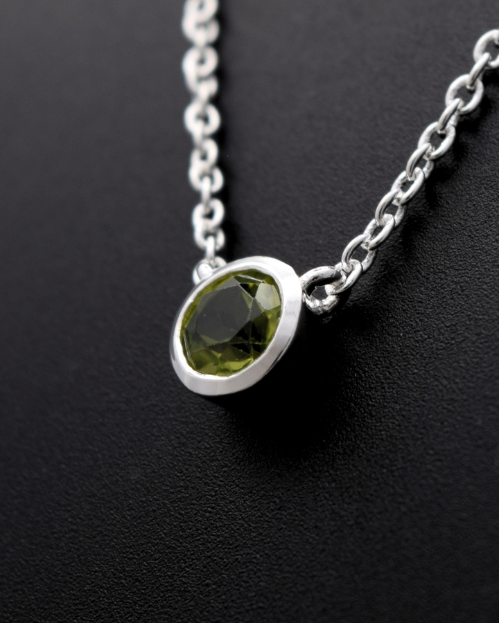 Peridot Aurora Birthstone Necklace | Silvaria