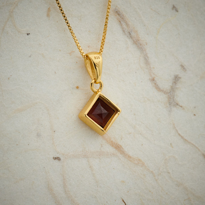 Garnet Everyday Gold Pendant