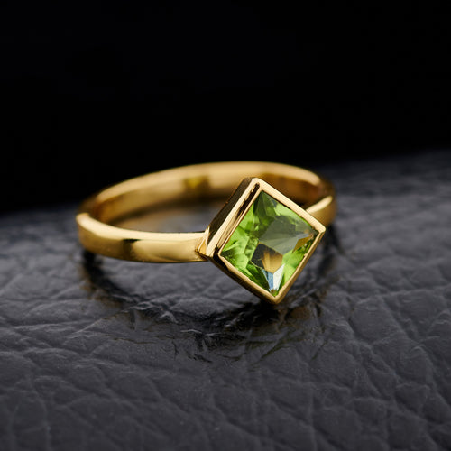 Peridot Everyday Gold Ring