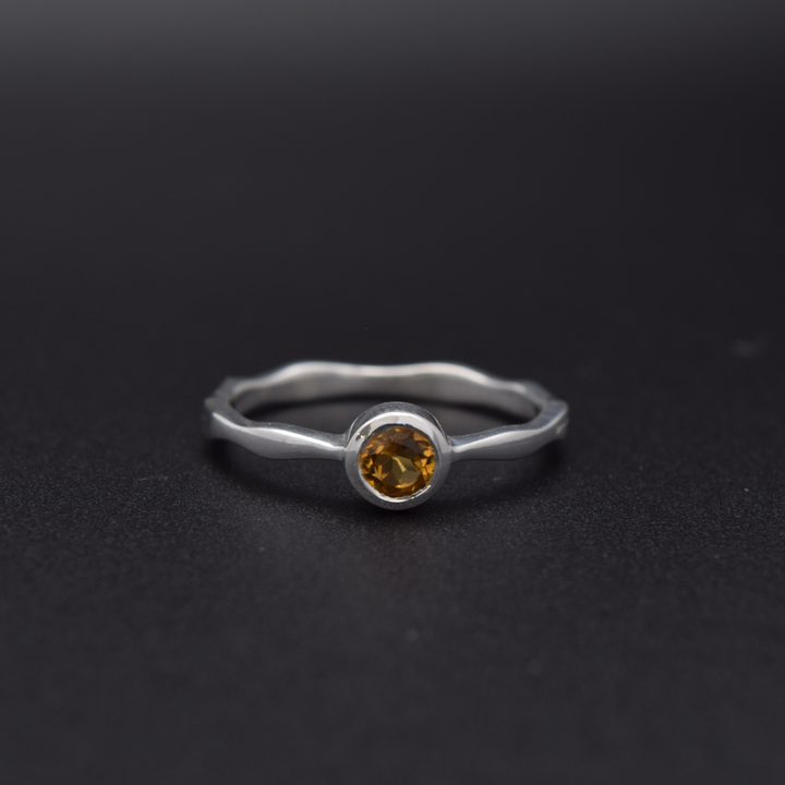Silvaria Citrine Wavy Ring