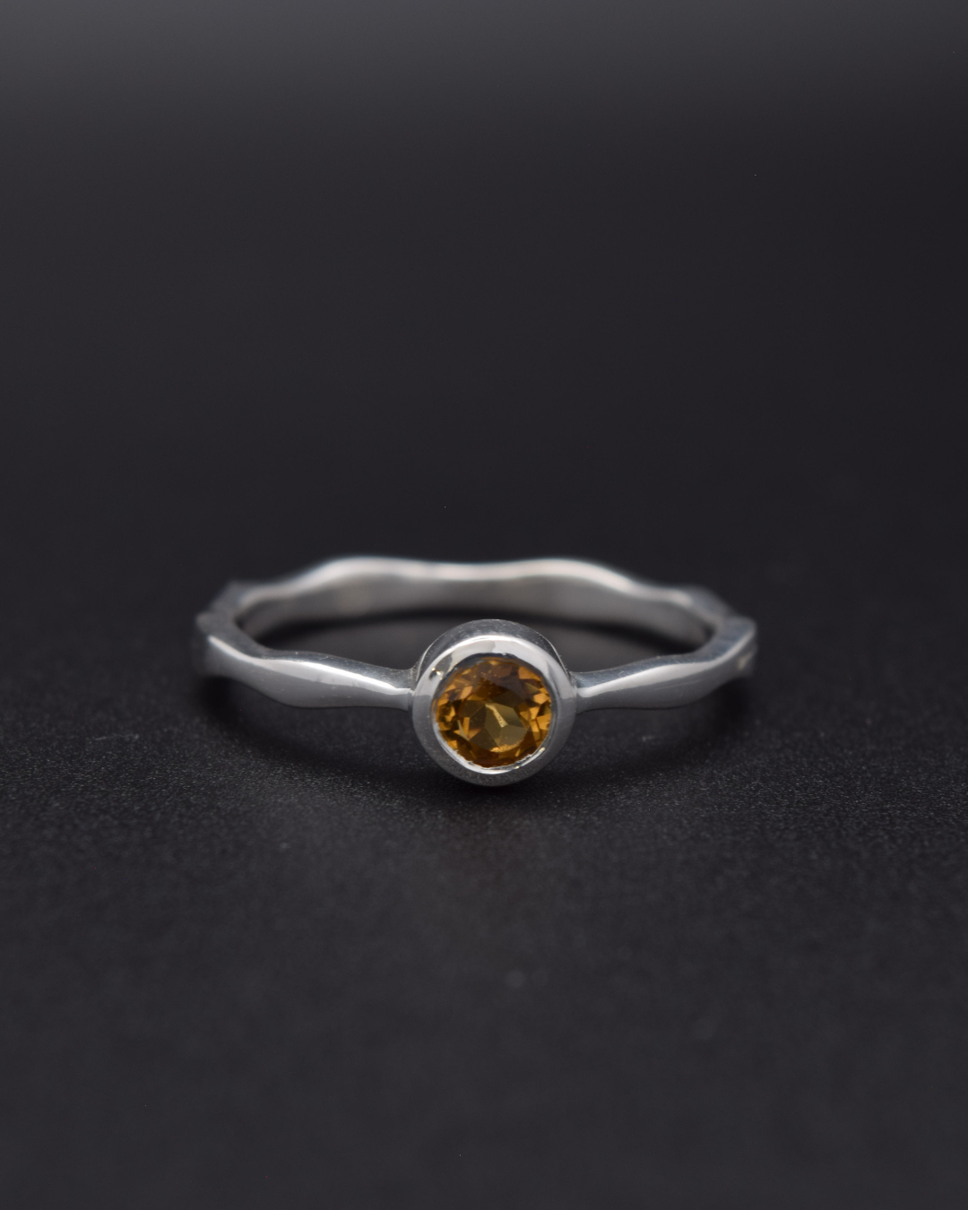 Silvaria Citrine Wavy Ring