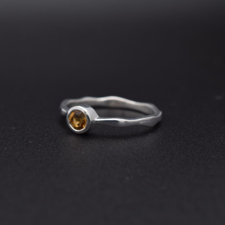 Silvaria Citrine Wavy Ring