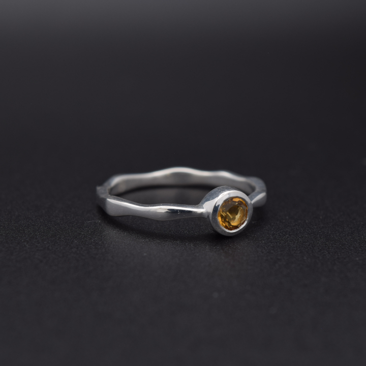 Silvaria Citrine Wavy Ring