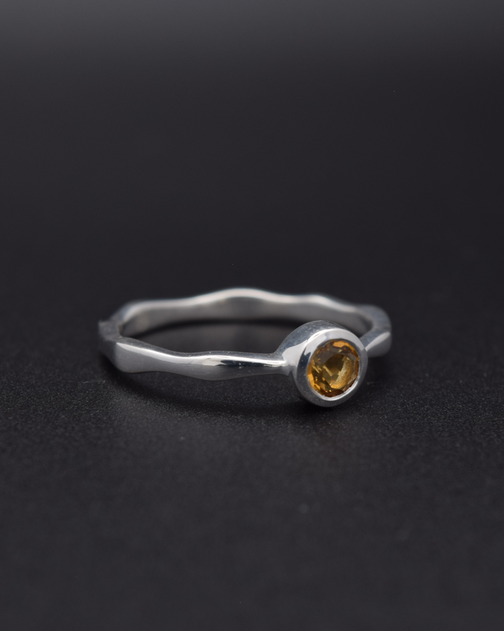 Silvaria Citrine Wavy Ring