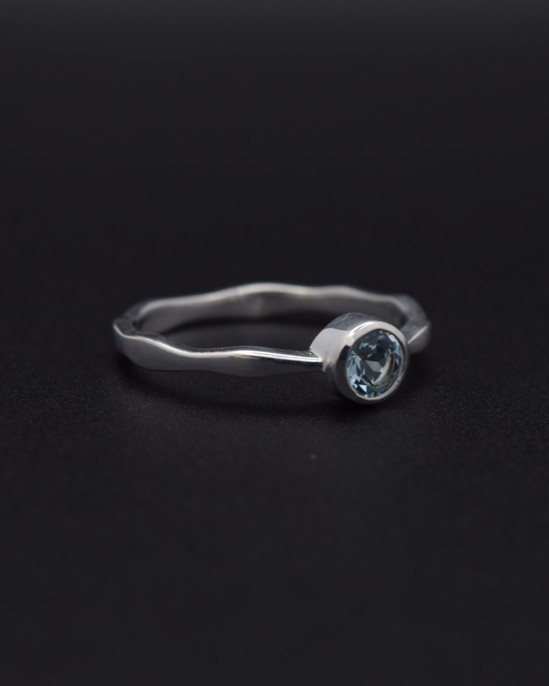 Silvaria Blue Topaz Wavy Ring