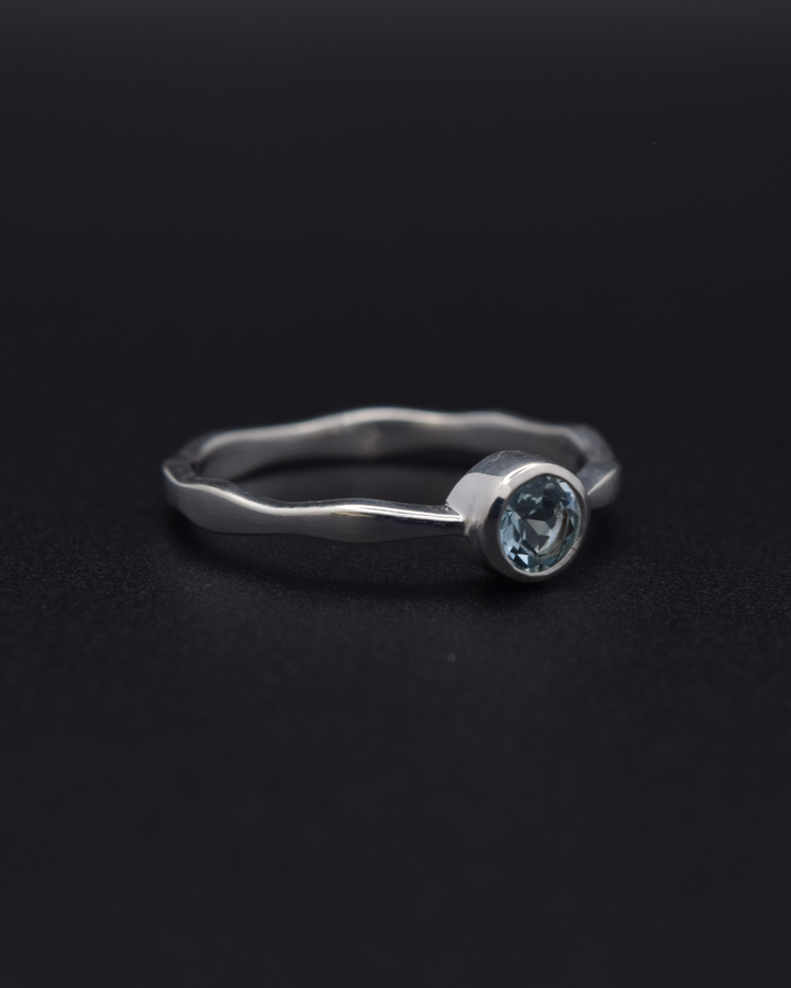 Silvaria Blue Topaz Wavy Ring