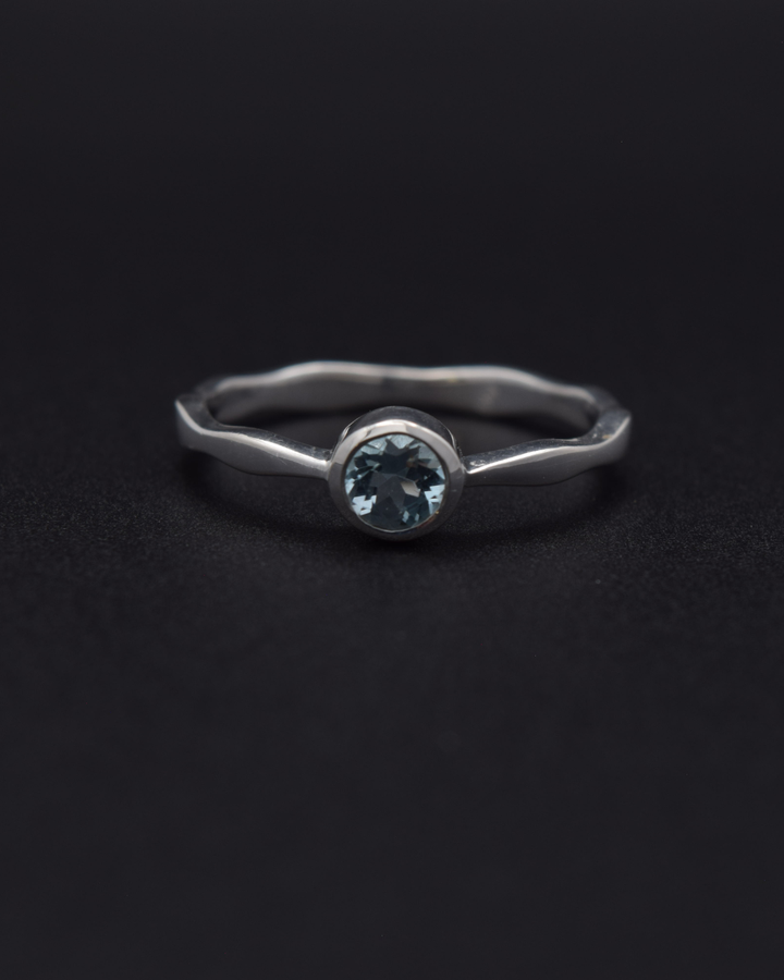 Silvaria Blue Topaz Wavy Ring