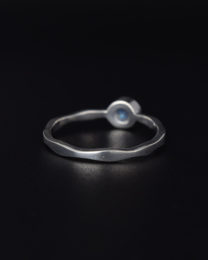 Silvaria Moonstone Wavy Ring