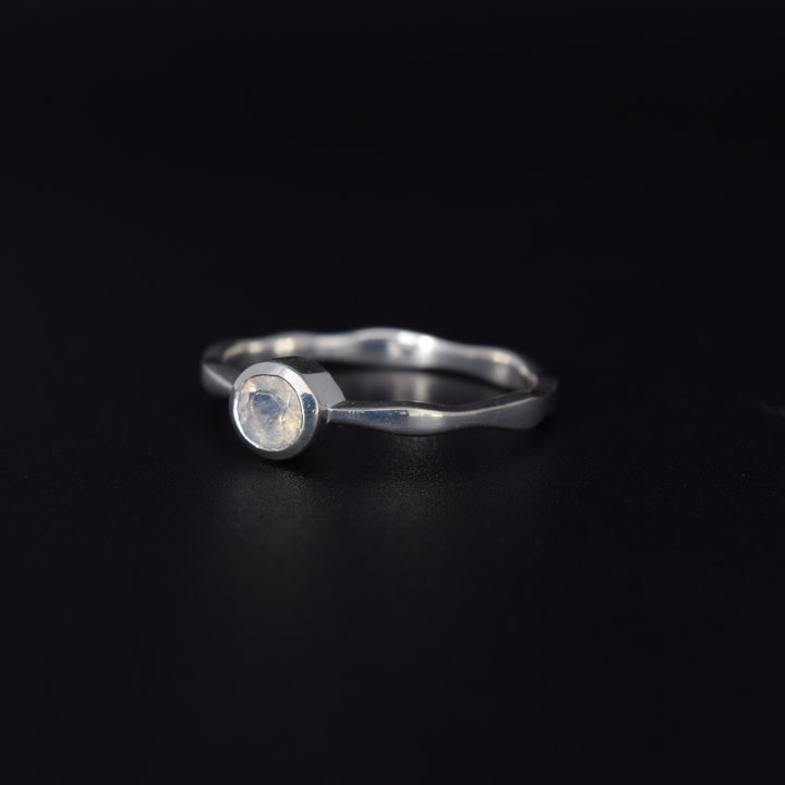 Silvaria Moonstone Wavy Ring