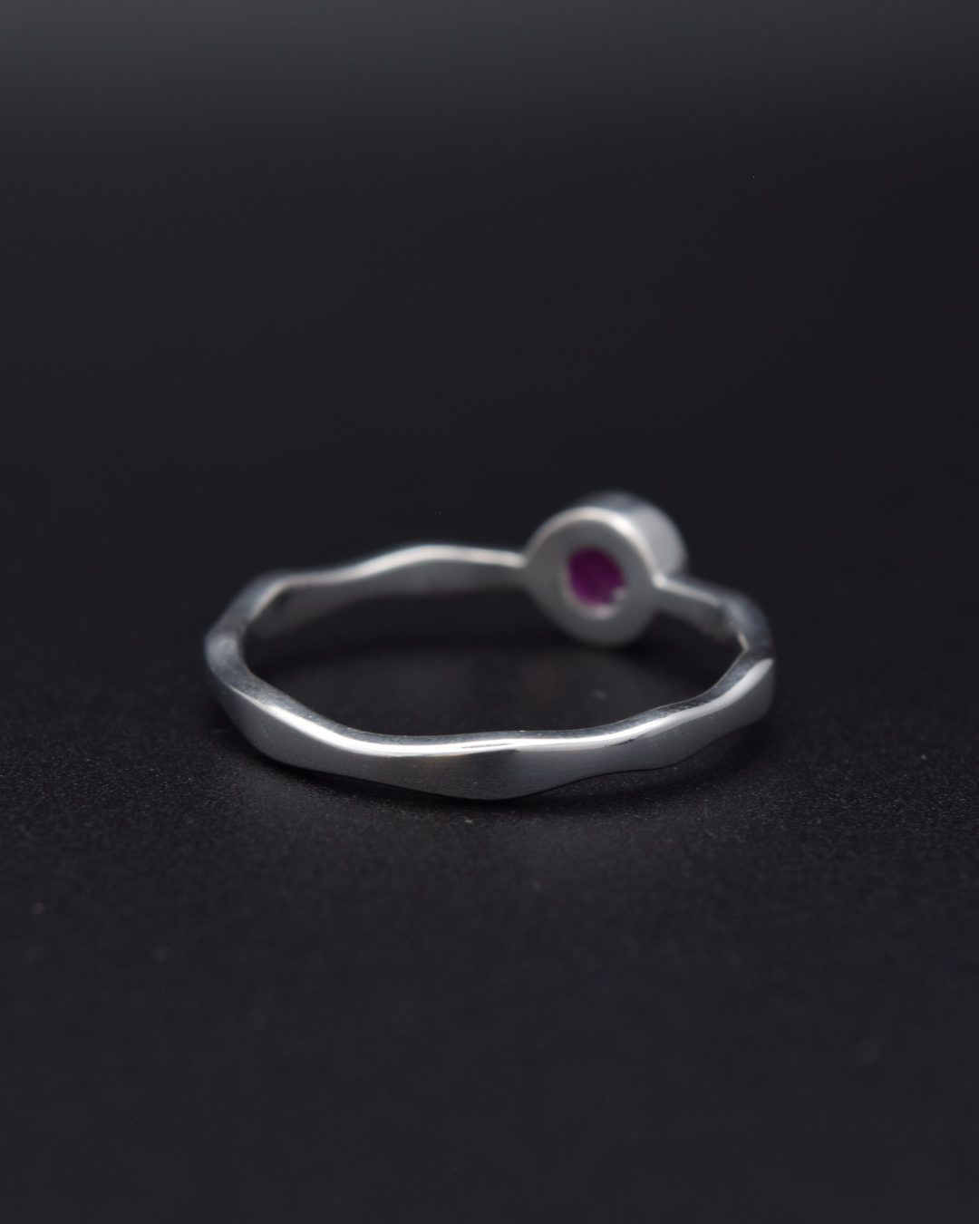 Silvaria Ruby Wavy Ring