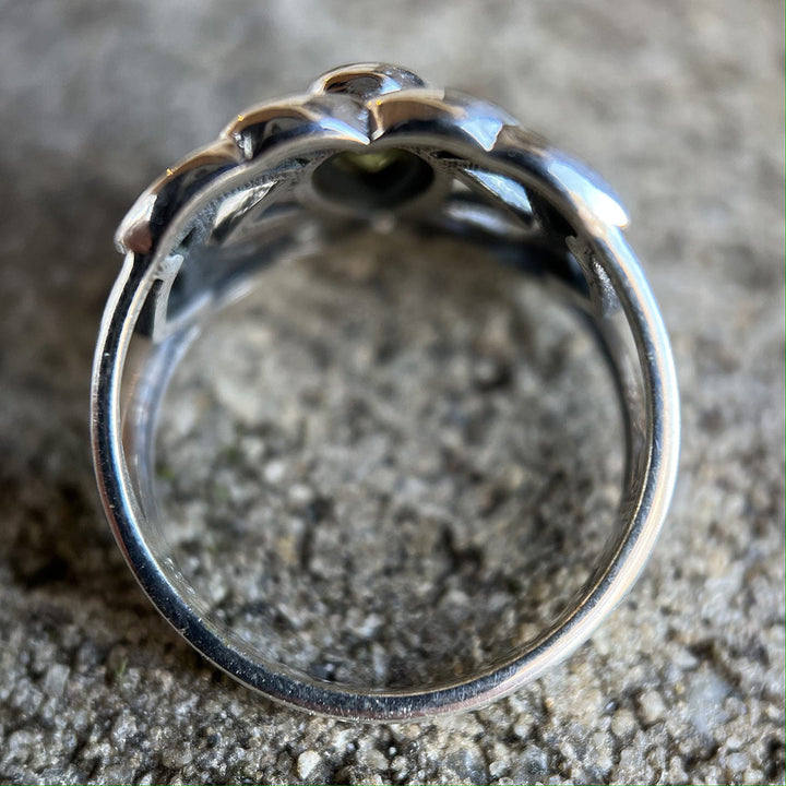 Peridot Celtic Ring Sterling Silver