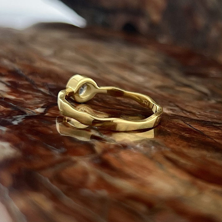 Labradorite 18K Vermeil Gold Stackable Wavy Ring