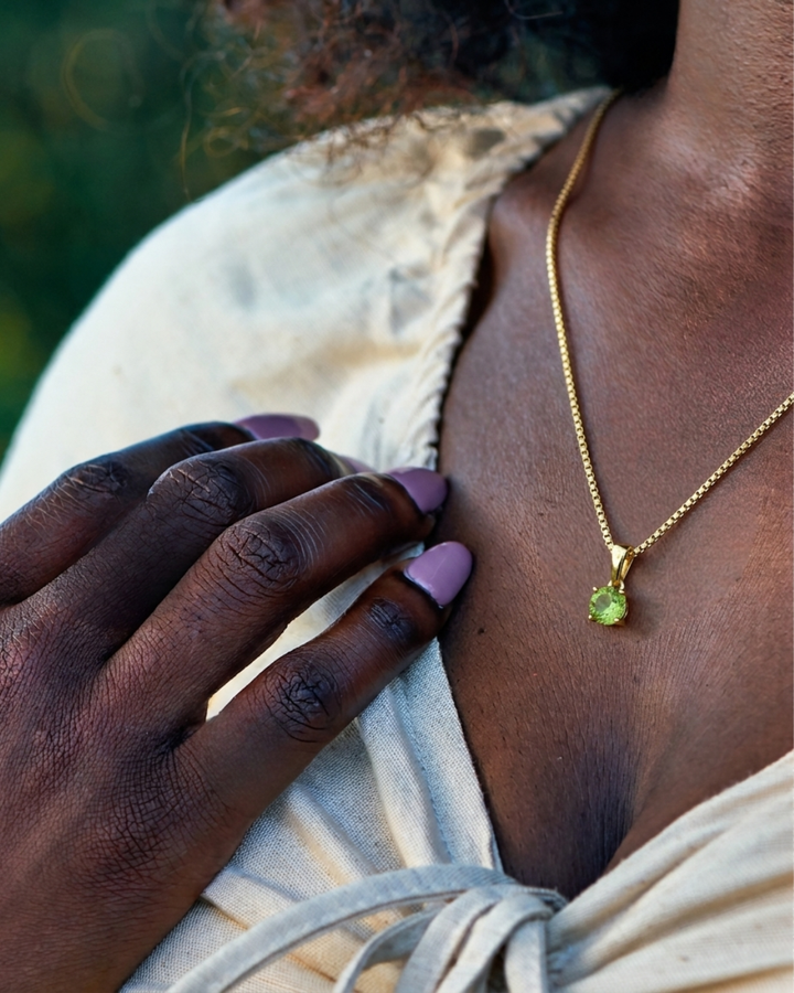 Peridot Everyday Gold Round Pendant