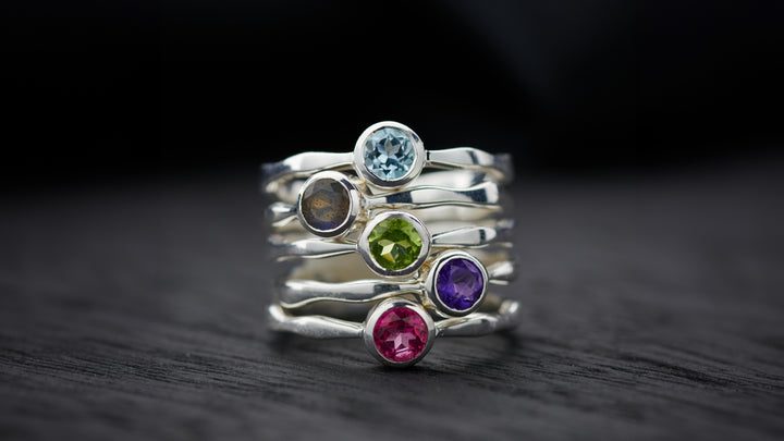 Silvaria Aquamarine Wavy Ring